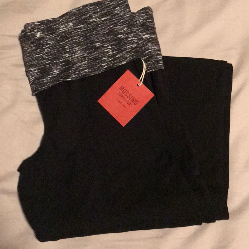 New! Soft black bell bottom leggings